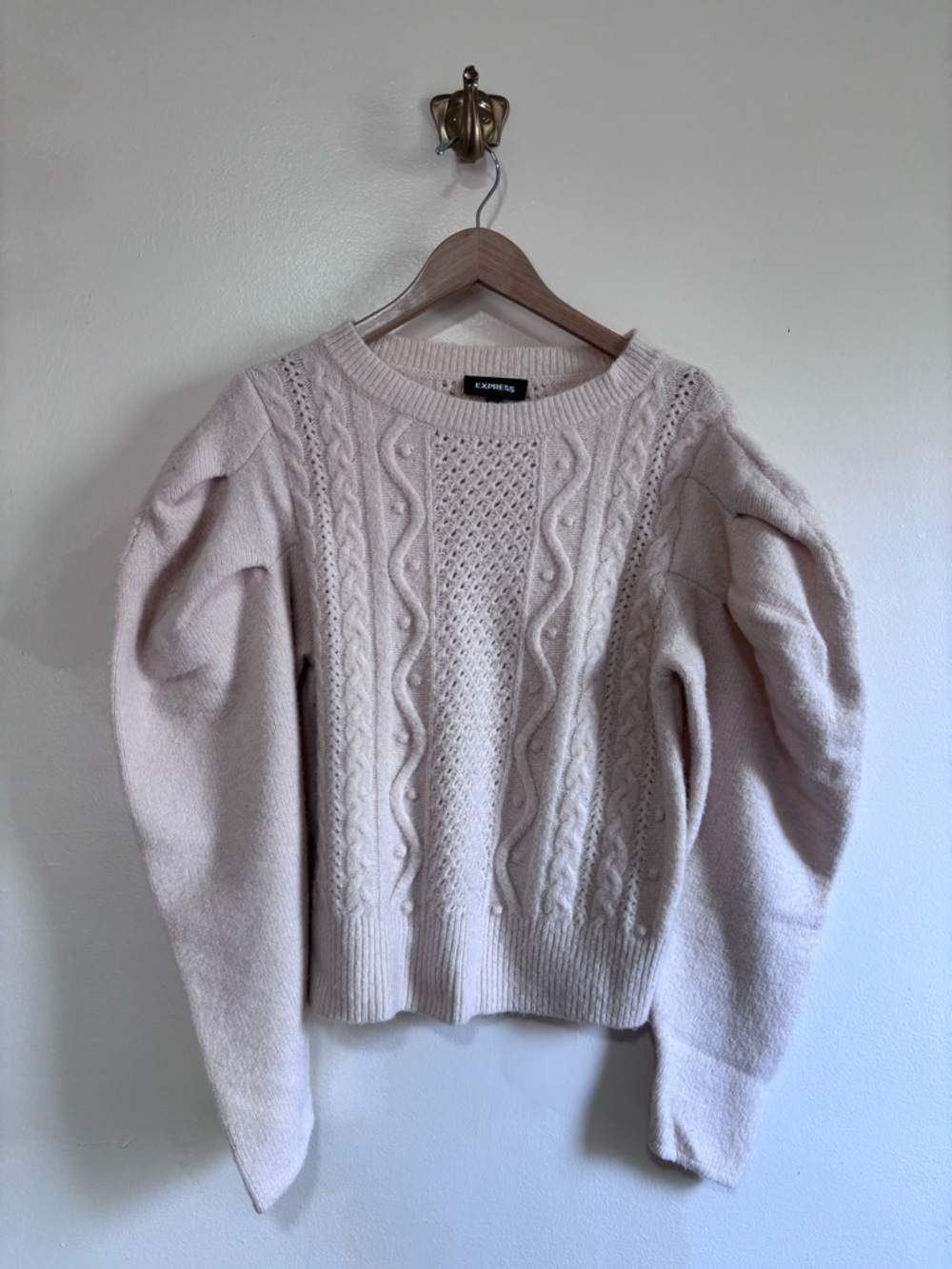 Express‎ Women's Light Pink Puff Sleeve Cable Knit Sweater size SP
